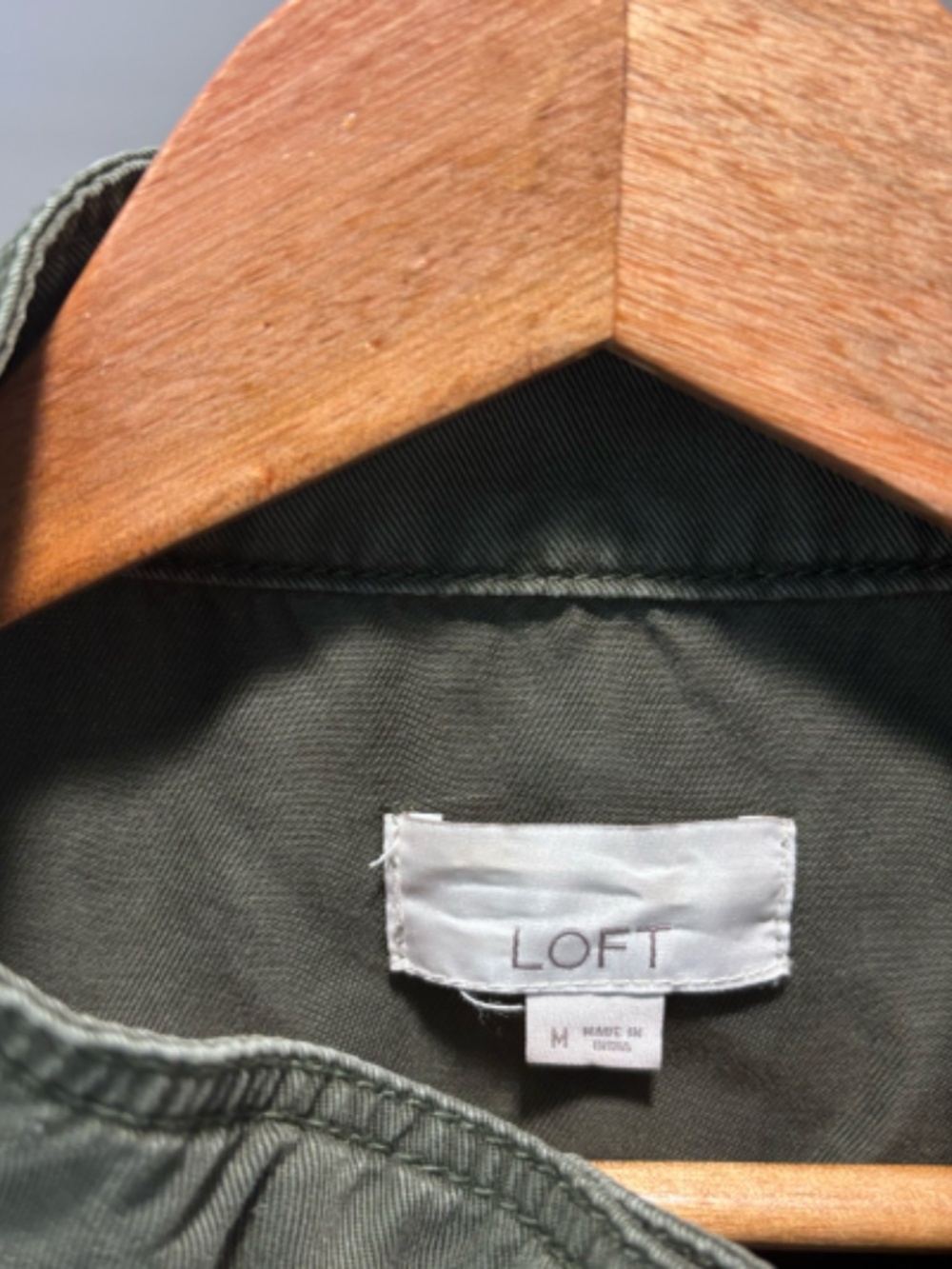 AnnTaylor LOFT Green Military Style Shacket Jacket Size Medium Lightweight - Picture 2 of 4